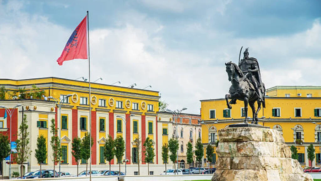 Arnavutluk'ta Şirket Kurmak Arnavutluk'ta Şirket Kurmak